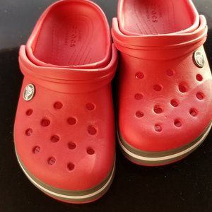RED CROCS  -  SIZE 13